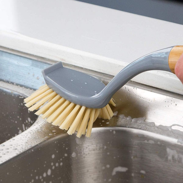 Bamboo handle dish brush