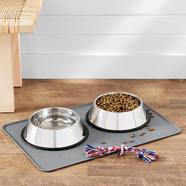 Anti-Slip Silicone Pet Food and Water Bowl Mat 