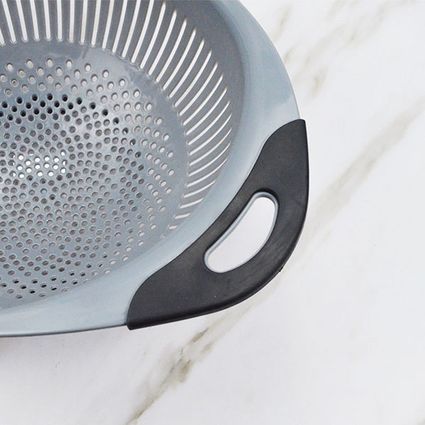 Plastic oval  Strainer Colander with soft handle