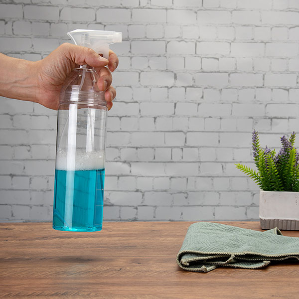 Plastic Clean Spray Bottle With 3 Cleaning Cloths