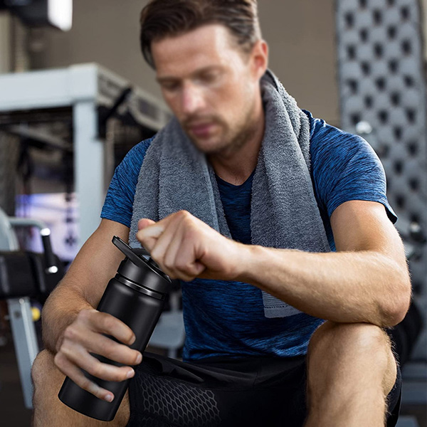 Aluminum sport water bottle with Snap Lids