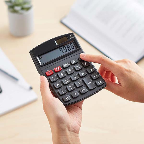 electronic calculator