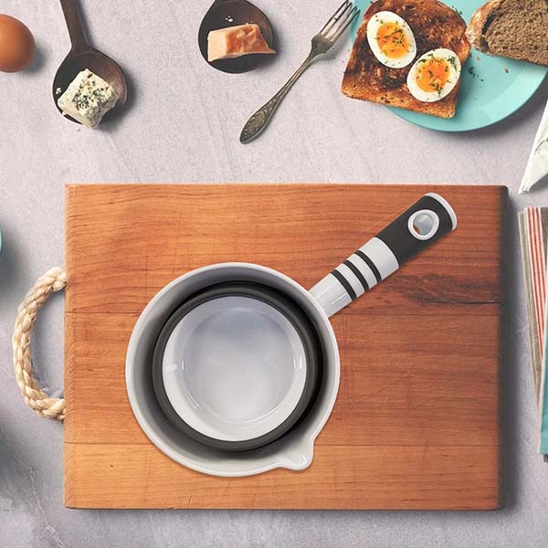 Kitchen collapsible spoon