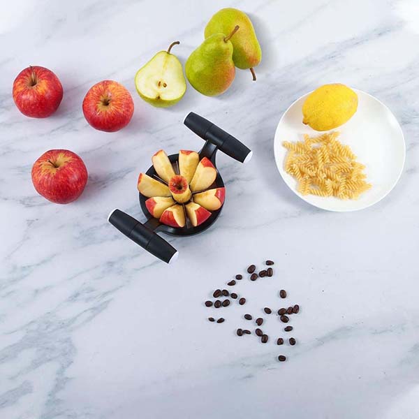 Apple cutter