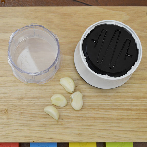 Handy Chopper Garlic press