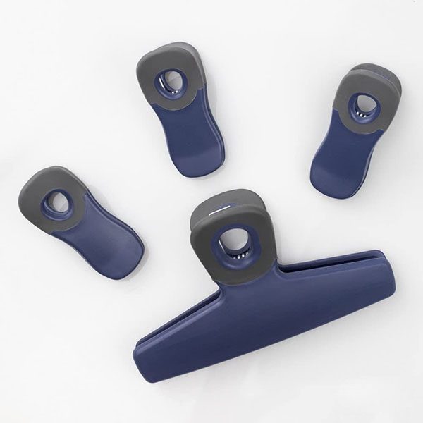 Magnetic bag clips set