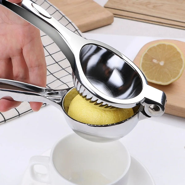 Handheld Lemon Squeezer