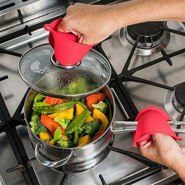 Silicone oven mitts
