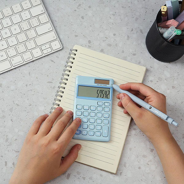 electronic calculator