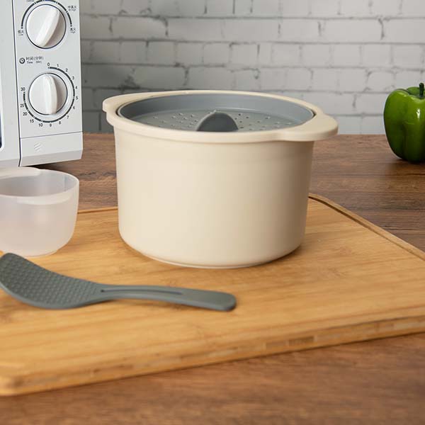 Microwave Rice Steamer with Rice Spoon & Measuring Cup