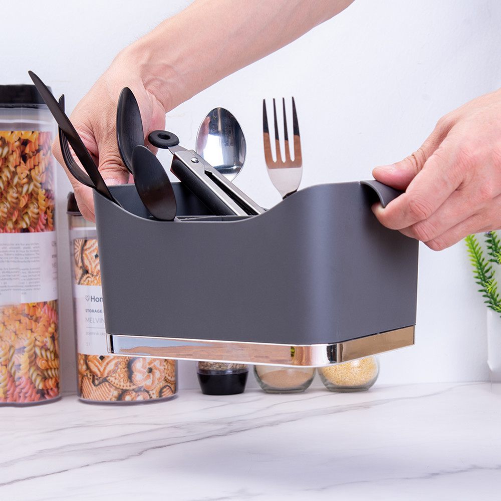 Cutlery storage box