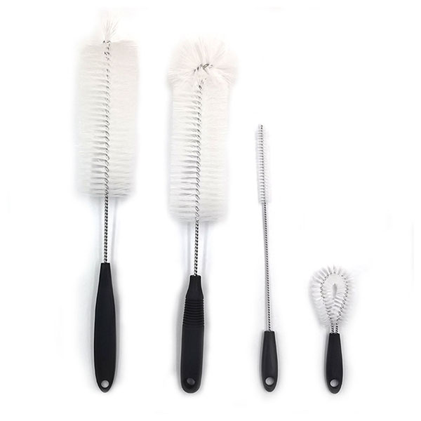 set of 4 bottle brush 