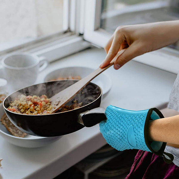 Silicone and Cotton Double-Layer Heat Resistant Oven Mitts 