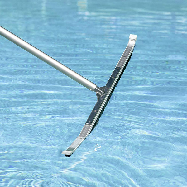 18-Inch Aluminum-Back Swimming Pool Wall Brush