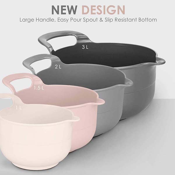 4 Piece Nesting Plastic Mixing Bowl Set 