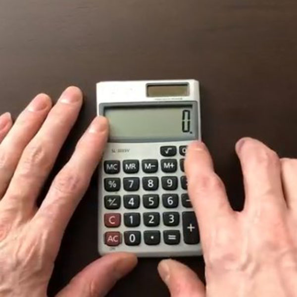 electronic calculator