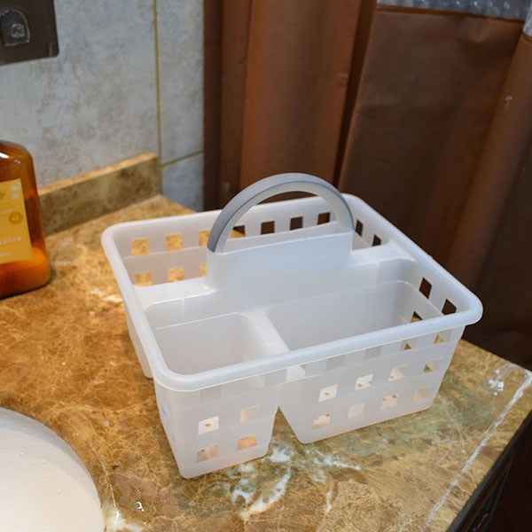 Sink caddy with soft handle