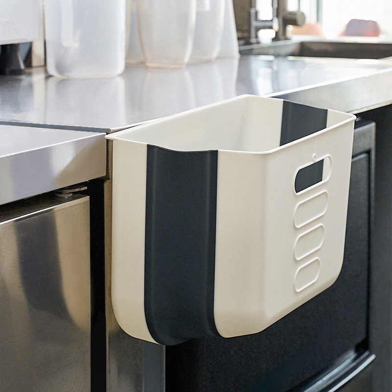Collapsible Trash Bin