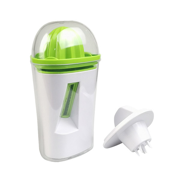 Juice squeezer and spiral slicer 